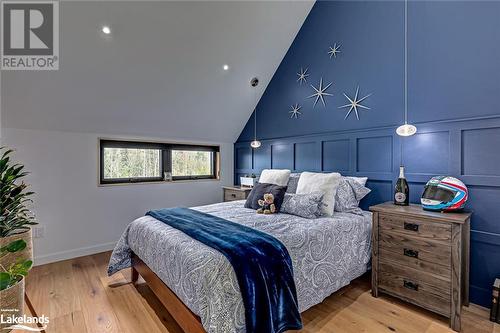 131 Old Highway 26, Meaford, ON - Indoor Photo Showing Bedroom