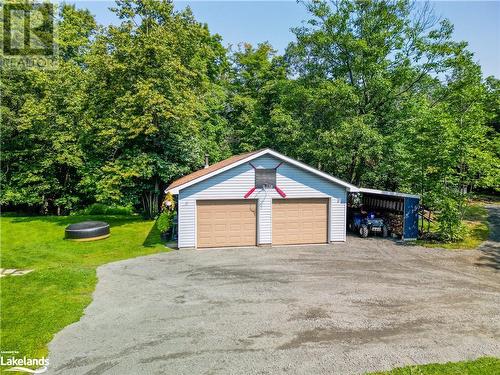Separate detached garage - 192 10Th Concession, Seguin, ON - Outdoor