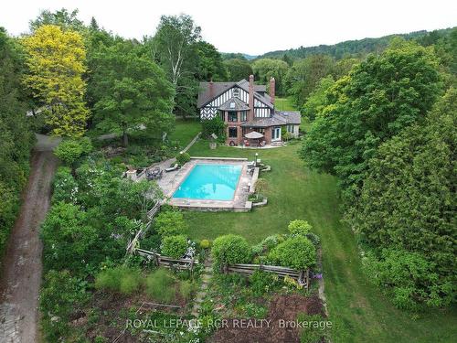 307466 Hockley Rd, Mono, ON - Outdoor With In Ground Pool