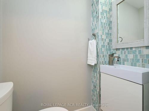 307 Victoria St, Shelburne, ON - Indoor Photo Showing Bathroom