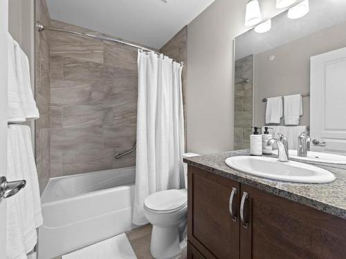 602-765 Mcgill Road, Kamloops, BC - Indoor Photo Showing Bathroom