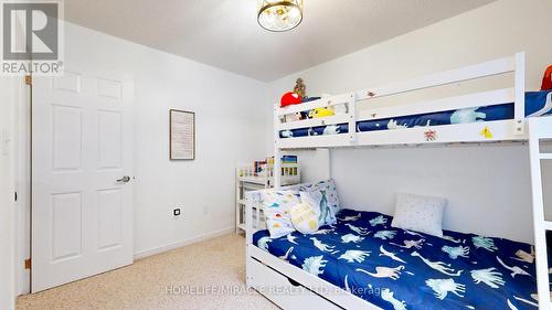 24 Tidemore Hts, Hamilton, ON - Indoor Photo Showing Bedroom