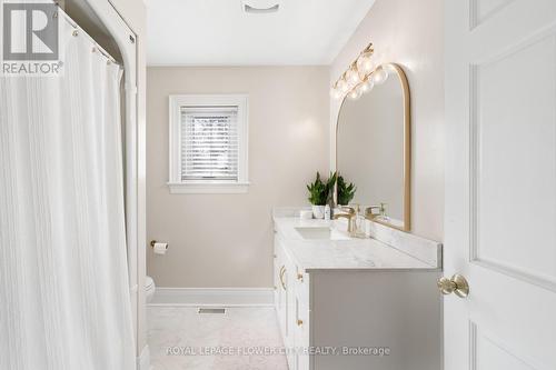 10187 Lakeshore Rd W, Wainfleet, ON - Indoor Photo Showing Bathroom