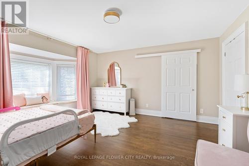 10187 Lakeshore Road W, Wainfleet, ON - Indoor Photo Showing Bedroom