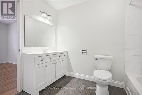 3 - 4195 Longmoor Drive, Burlington, ON - Indoor Photo Showing Bathroom