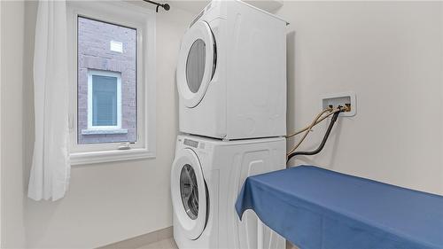 351 Raymond Road, Ancaster, ON - Indoor Photo Showing Laundry Room