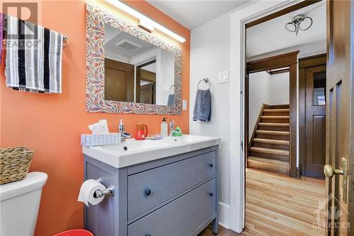 1031 Carling Avenue, Ottawa, ON - Indoor Photo Showing Bathroom