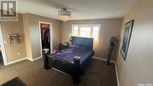 6400 Dewdney Avenue, Regina, SK - Indoor Photo Showing Bedroom