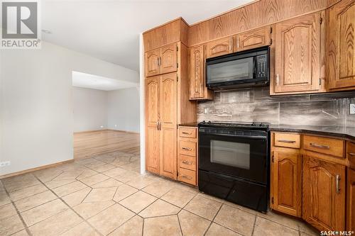 830 Vaughan Street W, Moose Jaw, SK - Indoor Photo Showing Kitchen