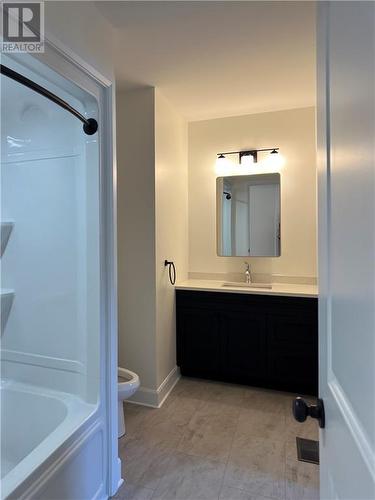 11 Durant Street, Petawawa, ON - Indoor Photo Showing Bathroom