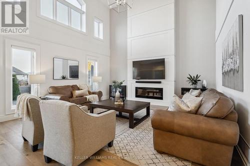 174 Escarpment Dr, Hamilton, ON - Indoor Photo Showing Living Room With Fireplace