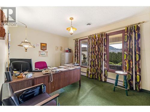 574 Sprucemont Court, Kelowna, BC - Indoor Photo Showing Office