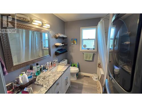 3174 Boucherie Road, West Kelowna, BC - Indoor Photo Showing Bathroom