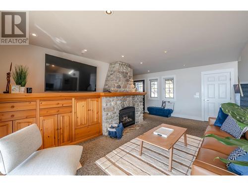 270 South Beach Drive, Penticton, BC - Indoor Photo Showing Living Room With Fireplace