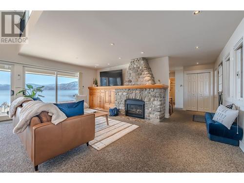 270 South Beach Drive, Penticton, BC - Indoor Photo Showing Living Room With Fireplace