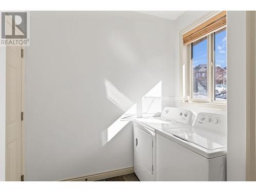 1641 Merlot Drive, West Kelowna, BC - Indoor Photo Showing Laundry Room
