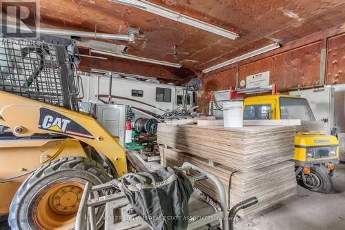 16590 Innis Lake Rd, Caledon, ON - Indoor Photo Showing Garage