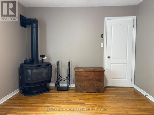 271 George Dr, Kawartha Lakes, ON - Indoor Photo Showing Other Room