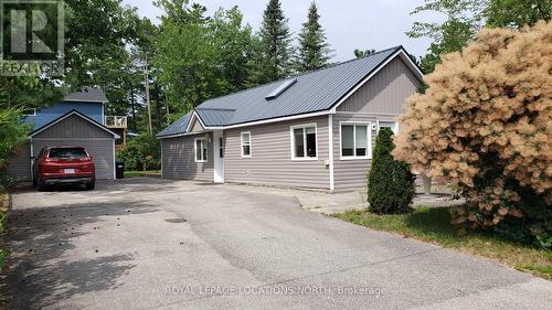 24 13Th St N, Wasaga Beach, ON - Outdoor