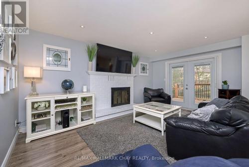 2 Hailey Hollow, Barrie, ON - Indoor Photo Showing Living Room With Fireplace