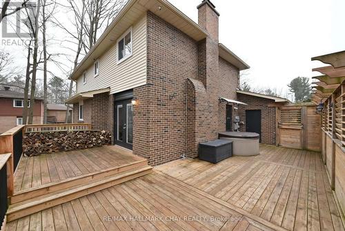 2 Hailey Hollow, Barrie, ON - Outdoor With Deck Patio Veranda With Exterior
