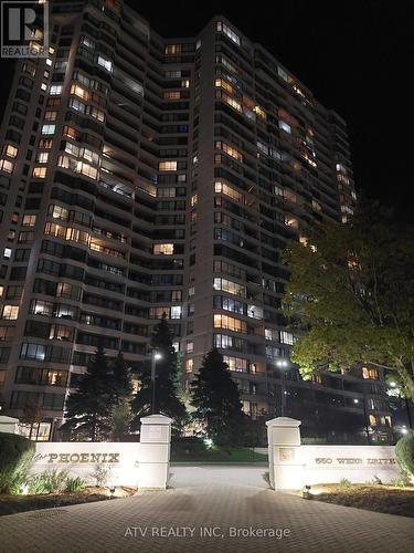 #305 -550 Webb Dr, Mississauga, ON - Outdoor With Balcony