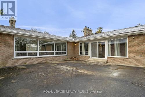520 Sir Richards Rd, Mississauga, ON - Outdoor