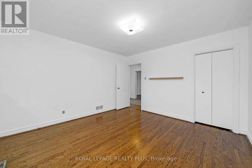 520 Sir Richards Rd, Mississauga, ON - Indoor Photo Showing Other Room