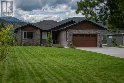 729 Prairie South Road, Castlegar, BC - Outdoor