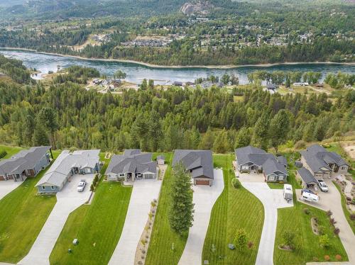 729 Prairie South Road, Castlegar, BC - Outdoor With Body Of Water With View