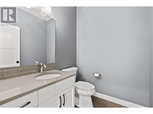 313 Baldy Place, Vernon, BC - Indoor Photo Showing Bathroom