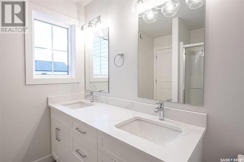 26 625 Dagnone Crescent, Saskatoon, SK - Indoor Photo Showing Bathroom