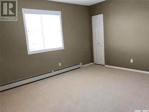 3 & 4 825 Gladstone Street E, Swift Current, SK - Indoor Photo Showing Other Room