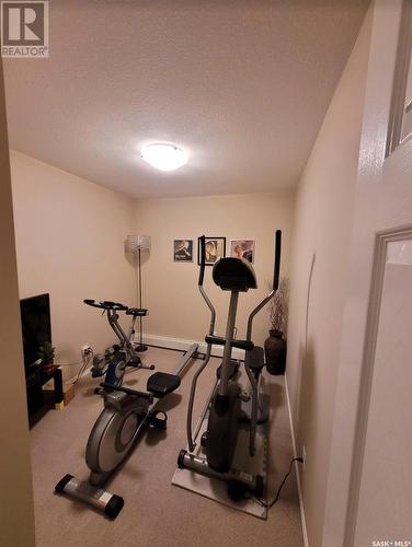 3 & 4 825 Gladstone Street E, Swift Current, SK - Indoor Photo Showing Gym Room