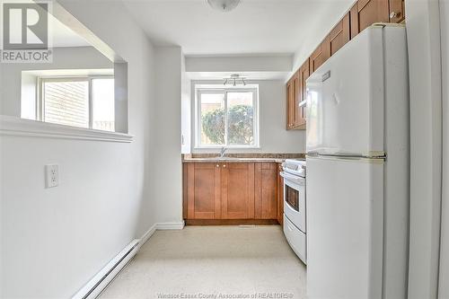 2486 Rivard, Windsor, ON - Indoor Photo Showing Kitchen With Double Sink