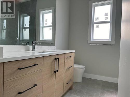 845 Melrose Street, Kelowna, BC - Indoor Photo Showing Bathroom