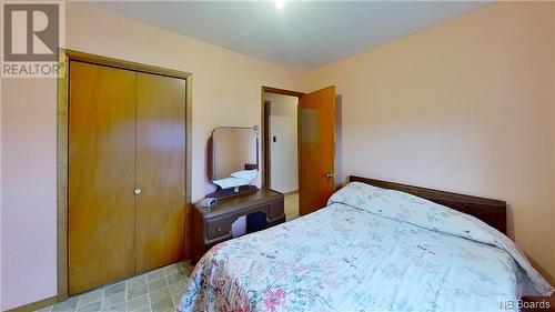 6608 Route 8, Ludlow, NB - Indoor Photo Showing Bedroom