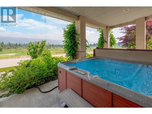3076 Quail Crescent, Kelowna, BC - Outdoor With In Ground Pool With Deck Patio Veranda