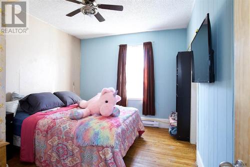 71 John St, Temiskaming Shores, ON - Indoor Photo Showing Bedroom