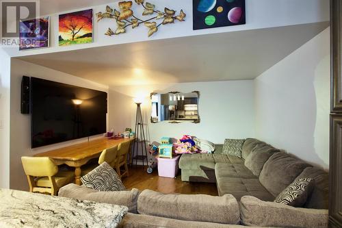 71 John St, Temiskaming Shores, ON - Indoor Photo Showing Living Room