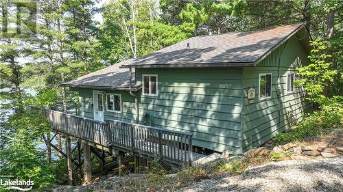 3946 East Shore Road, Coldwater, ON - Outdoor