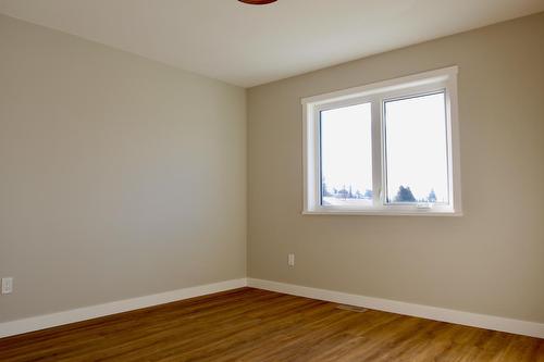 1728 Murdoch Street, Creston, BC - Indoor Photo Showing Other Room