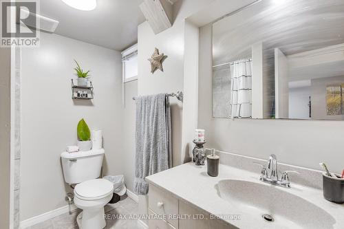 1314 Hillcrest Ave, London, ON - Indoor Photo Showing Bathroom