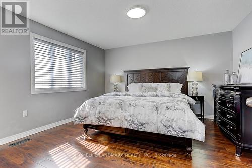 21 - 60 Cloverleaf Drive, Hamilton, ON - Indoor Photo Showing Bedroom