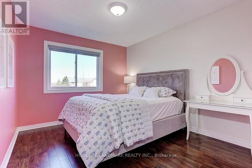 21 - 60 Cloverleaf Drive, Hamilton, ON - Indoor Photo Showing Bedroom