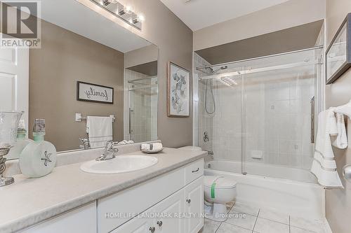 21 - 60 Cloverleaf Drive, Hamilton, ON - Indoor Photo Showing Bathroom