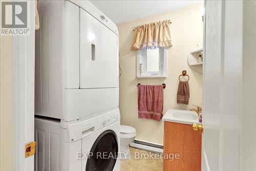 9 Riverside Crescent, Wasaga Beach, ON - Indoor Photo Showing Laundry Room
