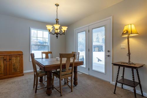 558 Anderson Road, Golden, BC - Indoor Photo Showing Dining Room