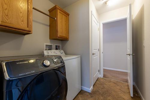 558 Anderson Road, Golden, BC - Indoor Photo Showing Laundry Room