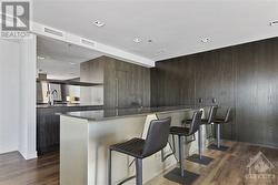 Amenities- Owners Lounge bar / kitchenette - 